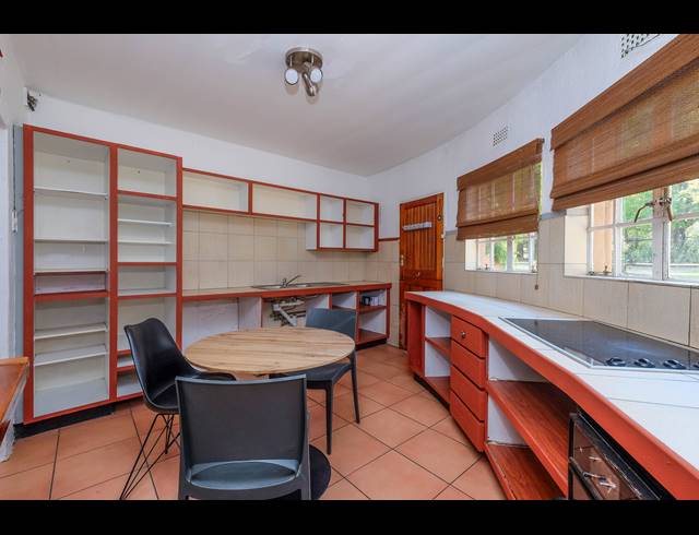 3 BEDROOM HOUSE TO LET IN CHARTWELL